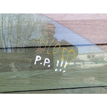 SZYBA BOCZNA PRAWY PRZÓD FIAT STILO