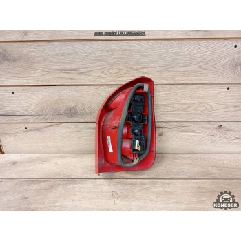 LAMPA TYLNA PRAWA PRAWY TYŁ CITROEN XSARA PICASSO I