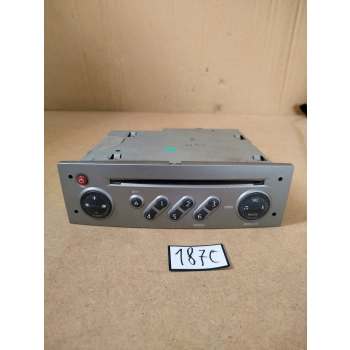 RADIO ODTWARZACZ CD RENAULT FABRYCZNE 8200562686