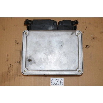 AUDI KOMPUTER SILNIKA BOSCH 038906018S