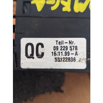 PRZEŁĄCZNIK ŚWIATEŁ REGULATOR WŁĄCZNIK OPEL OMEGA B 09229578
