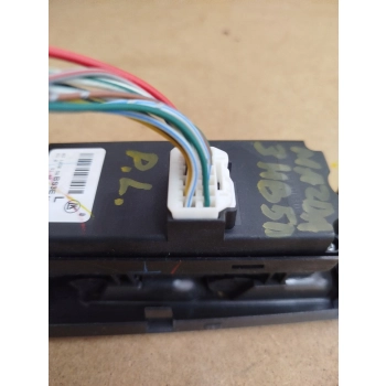 PANEL PRZEŁĄCZNIK SZYB LEWY PRZÓD MAZDA 3 HB 5D
