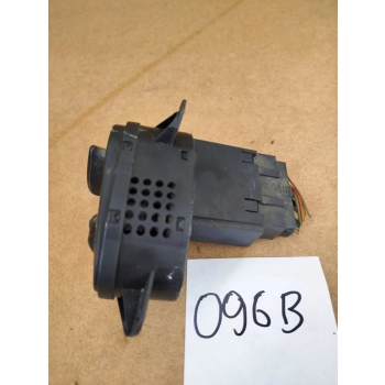 PANEL PRZEŁĄCZNIK ŚWIATEŁ FORD FOCUS MK1 98AG13A024CH