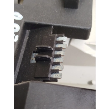 LAMPA TYLNA LEWA LEWY TYŁ OPEL VECTRA B 90568047