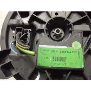 DMUCHAWA NAWIEWU WENTYLATOR FORD FOCUS III MK3 1S7H-18456-AC