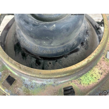 LAMPA PRZEDNIA PRAWA REFLEKTOR PRAWY VOLKSWAGEN GOLF I