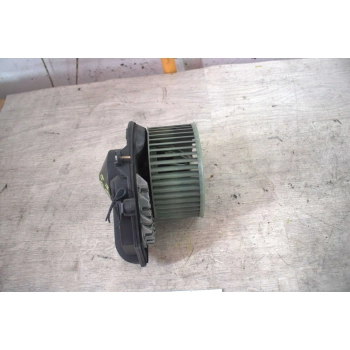 WENTYLATOR NAWIEWU DMUCHAWA AUDI A4 B4