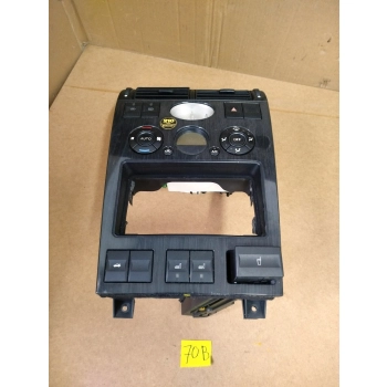 PANEL ŚRODKOWY PRZEŁĄCZNIKI ZEGAREK KRATKI NAWIEWU FORD MONDEO MK3 1495869077
