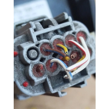 REDAŁ GAZU POTENCJOMETR FORD FOCUS 2M519F836AD