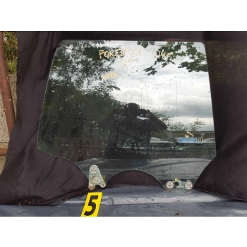SZYBA BOCZNA PRAWA TYLNA PRAWY TYŁ SUBARU FORESTER 2004 R. COMBI