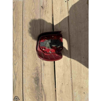LAMPA TYLNA PRAWA PRAWY TYŁ VOLKSWAGEN POLO 6N