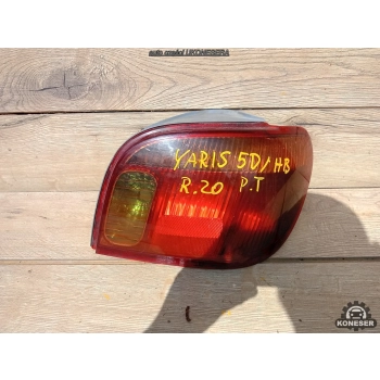 LAMPA TYLNA PRAWA PRAWY TYŁ TOYOTA YARIS I 5D HB