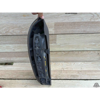 LAMPA TYLNA PRAWA PRAWY TYŁ OPEL CORSA C 3D