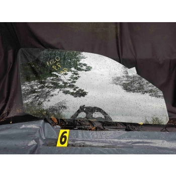 SZYBA BOCZNA PRZEDNIA PRAWA PRZÓD PRAWY VOLKSWAGEN POLO 9N 3D
