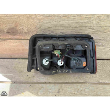 LAMPA TYLNA PRAWA PRAWY TYŁ HYUNDAI EXCEL PONY