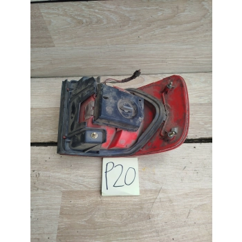 LAMPA TYLNA PRAWA PRAWY TYŁ AUDI A6 C4