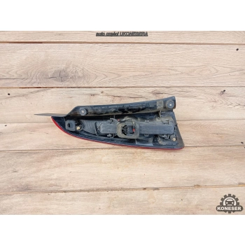 LAMPA TYLNA PRAWA PRAWY TYŁ RENAULT ESPACE IV