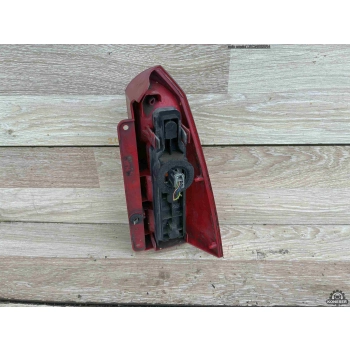 LAMPA LEWY TYŁ TYLNA LEWA FORD FOCUS MK1 KOMBI