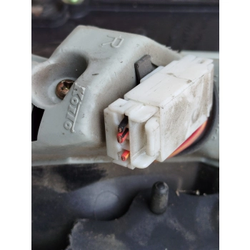 LAMPA KLAPY TYLNA PRAWA TYŁ PRAWY MAZDA XEDOS 9