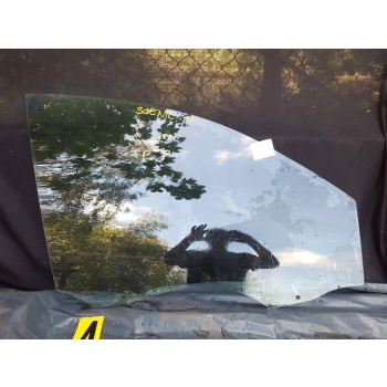 SZYBA BOCZNA PRAWA PRZEDNIA PRAWY PRZÓD RENAULT SCENIC III