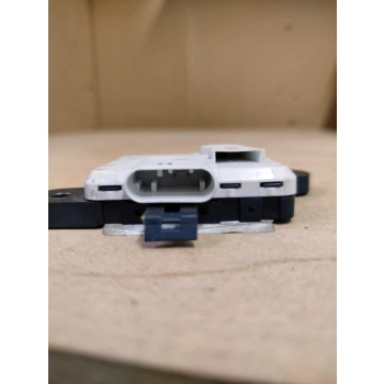 CZUJNIK SENSOR UDERZENIA OPEL VECTRA B 09136115