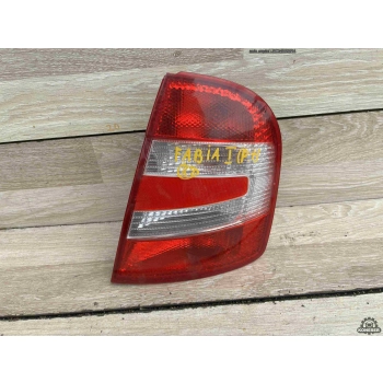 LAMPA TYLNA PRAWA PRAWY TYŁ SKODA FABIA I
