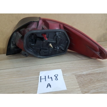 LAMPA TYLNA LEWA LEWY TYŁ PEUGEOT 206 NIEZNACZNA WADA