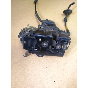 ZAMEK DRZWI LEWY PRZÓD VOLKSWAGEN GOLF IV 5D