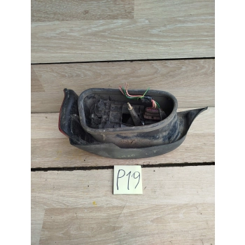 LAMPA TYLNA LEWA LEWY TYŁ CITROEN SAXO I
