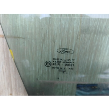 SZYBA BOCZNA PRAWA PRZEDNIA PRAWY PRZÓD FORD MONDEO MK3 SEDAN