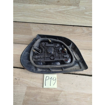 LAMPA TYLNA PRAWA PRAWY TYŁ RENAULT MEGANE I