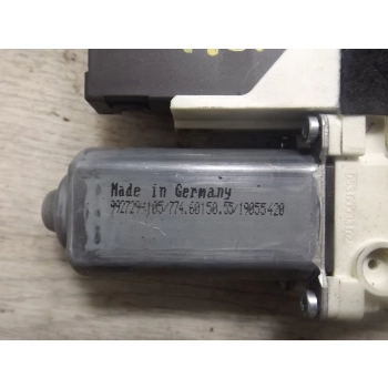SILNICZEK PODNOSZENIA SZYB LEWY PRZÓD VOLKSWAGEN JETTA II 1K0959793