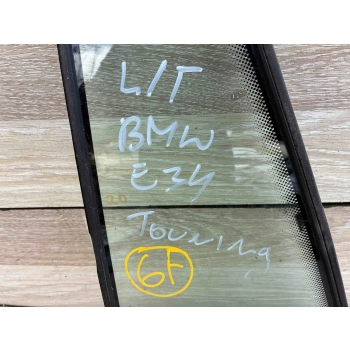 SZYBA DRZWI MAŁA TRÓJKĄT LEWY TYŁ BMW E34 TOURING