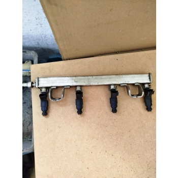 LISTWA WTRYSKOWA FORD MONDEO MK3 4M5G-9D280-DB
