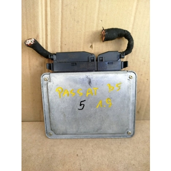 KOMPUTER STEROWNIK SILNIKA VOLKSWAGEN PASSAT B5 1.9 TDI 038906018P