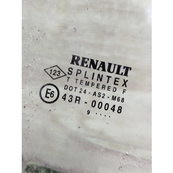 SZYBA BOCZNA DRZWI PRAWY TYŁ RENAULT SCENIC I 1