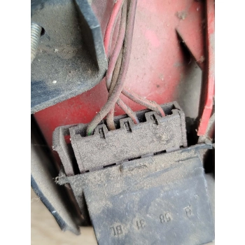 LAMPA TYLNA PRAWA PRAWY TYŁ AUDI A6 C4