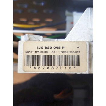 PANEL STEROWANIA NAWIEWEM KLIMATYZACJI RAMKA ŚRODKOWA VOLKSWAGEN GOLF IV 1J0820045F