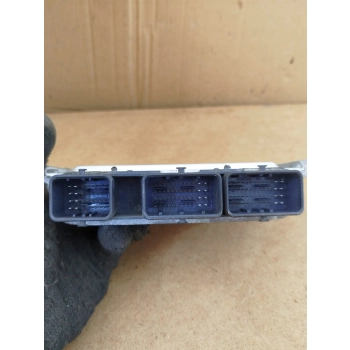KOMPUTER STEROWNIK SILNIKA RENAULT MEGANE II 1.6 16V 8200528372