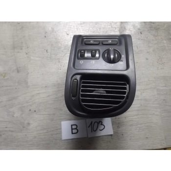 PANEL PRZEŁĄCZNIK ŚWIATEŁ KRATKA NAWIEWU LEWA PRZEDNIA VOLVO V40 306 139 45