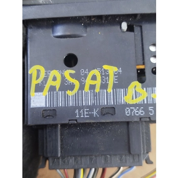 PRZEŁĄCZNIK WŁĄCZNIK ŚWIATEŁ VOLKSWAGEN PASSAT B4 3A1941531E