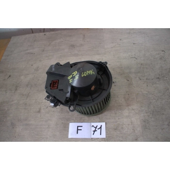 WENTYLATOR NAWIEWU DMUCHAWA AUDI A4 B4