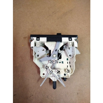 PANEL PRZEŁĄCZNIK NAWIEWU KLIMATYZACJI MAZDA 626 HB