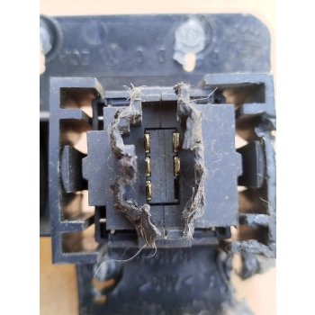 PRZEŁĄCZNIK REGULACJI ŚWATEŁ MAŁA WADA VOLKSWAGEN PASSAT B5
