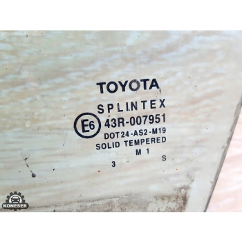 SZYBA BOCZNA DRZWI LEWY PRZÓD TOYOTA COROLLA E12 3D